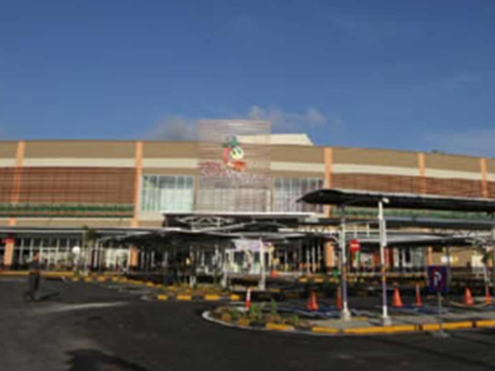 AEON Seri Manjung Store & Shopping Centre