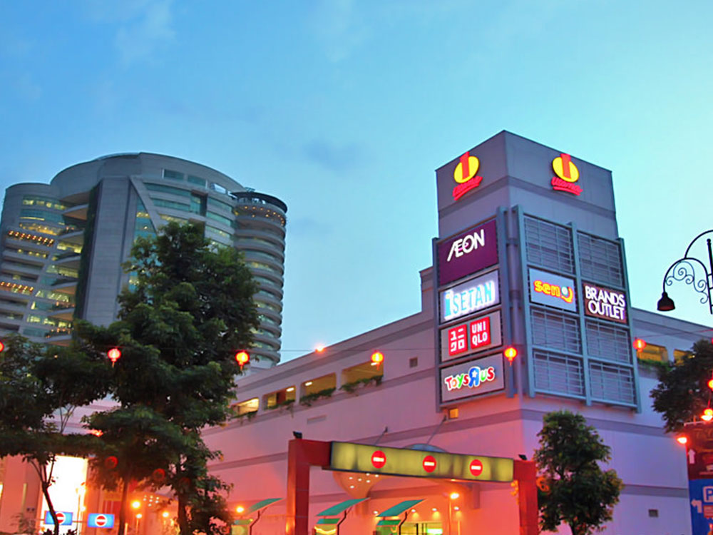 AEON Bandar Utama Store