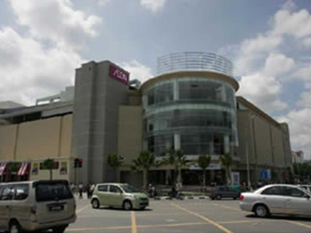 AEON Queensbay Store